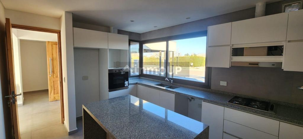 Casa en Alquiler en Lujan de Cuyo, Mendoza