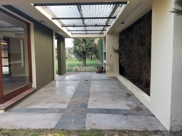 Casa en Alquiler en Lujan de Cuyo, Mendoza