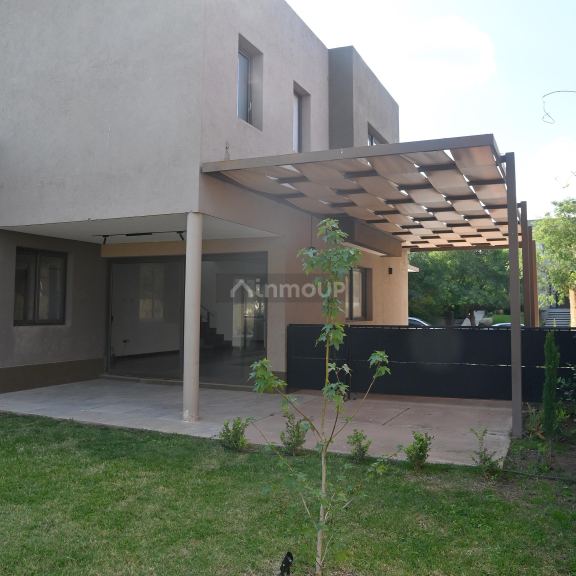 Casa en Alquiler en Godoy Cruz, Mendoza