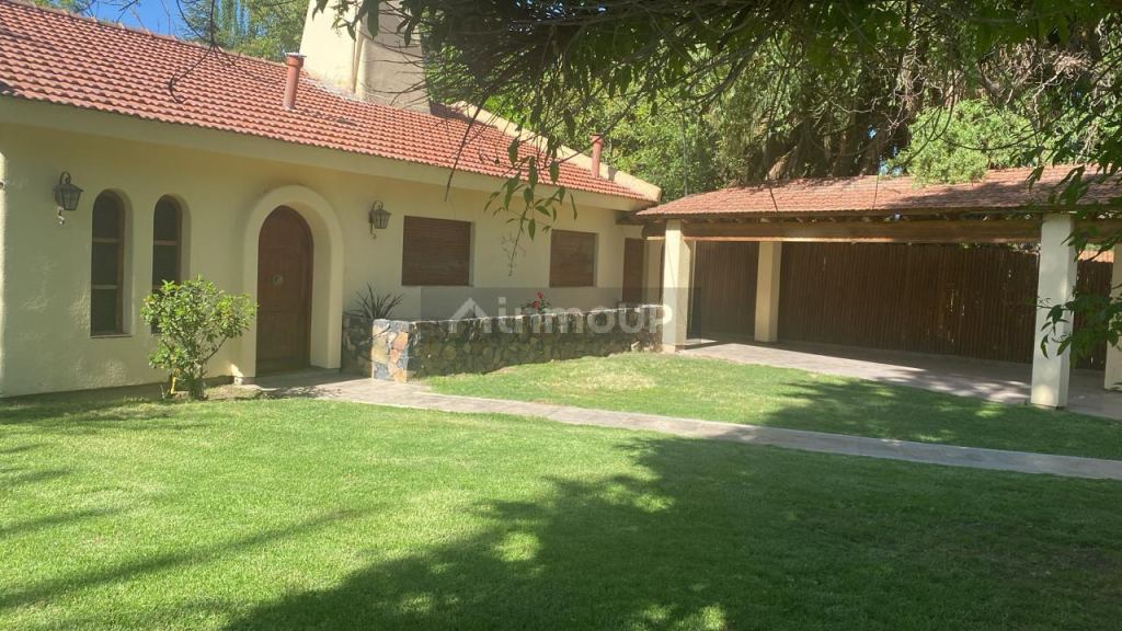 Casa en Alquiler en Lujan de Cuyo, Mendoza