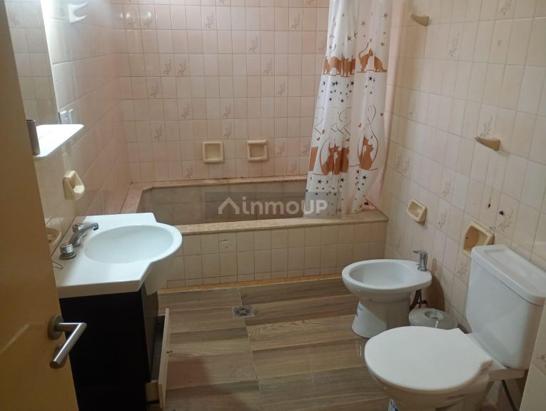 Casa en Alquiler en Lujan de Cuyo, Mendoza - $ 1.300.000 | Inmoup - 4