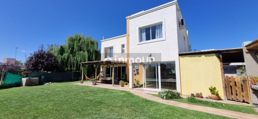 Casa en Venta en Maipu, Mendoza