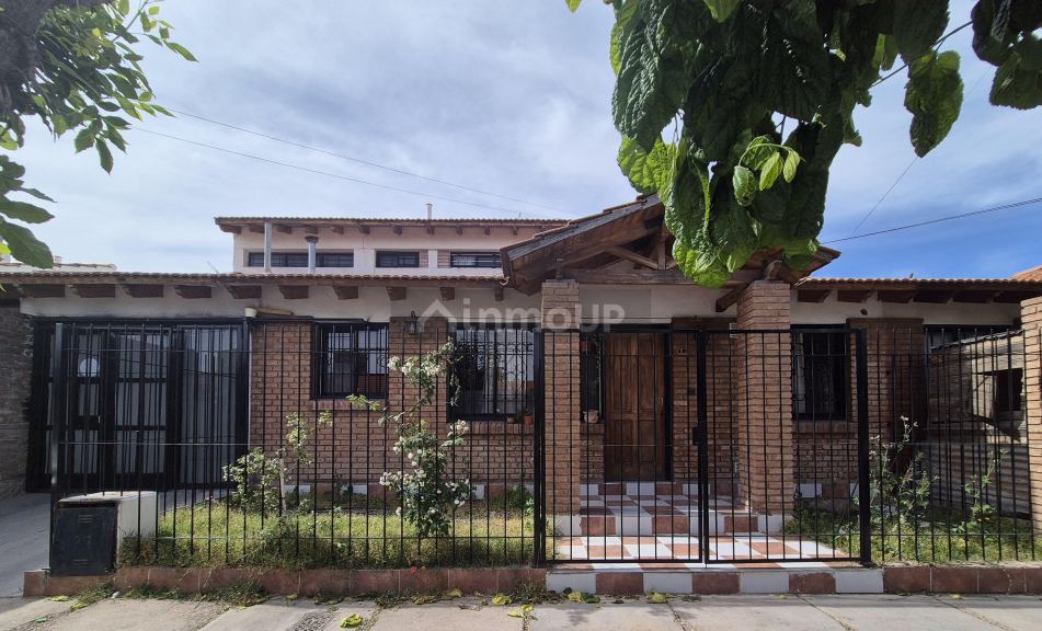 Casa en Alquiler en Maipu, Mendoza