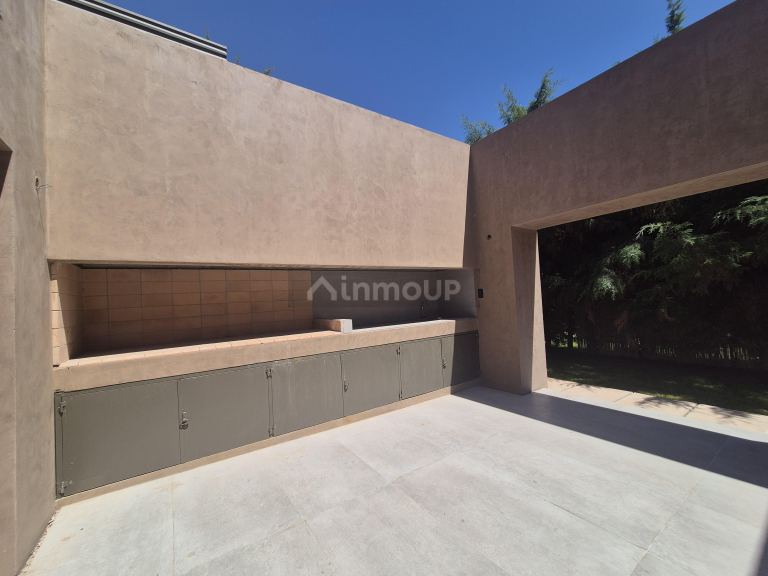 Casa en Alquiler en Maipu, Mendoza