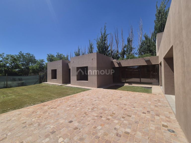 Casa en Alquiler en Maipu, Mendoza