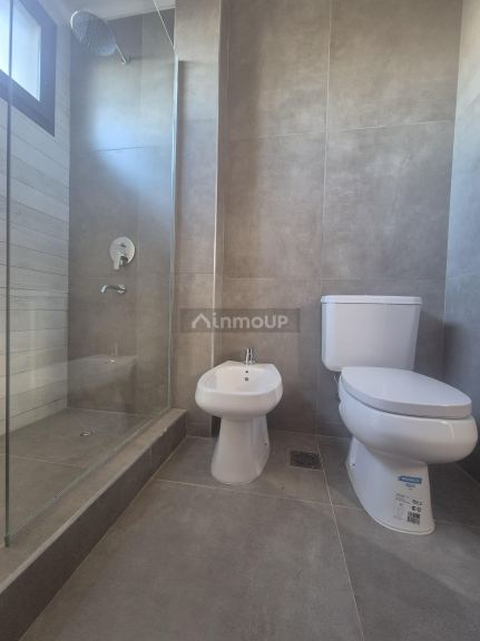 Casa en Alquiler en Lujan de Cuyo, Mendoza - USD 1.600 | Inmoup - 10