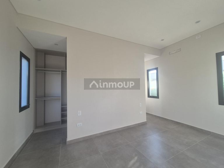 Casa en Alquiler en Lujan de Cuyo, Mendoza - USD 1.600 | Inmoup - 7