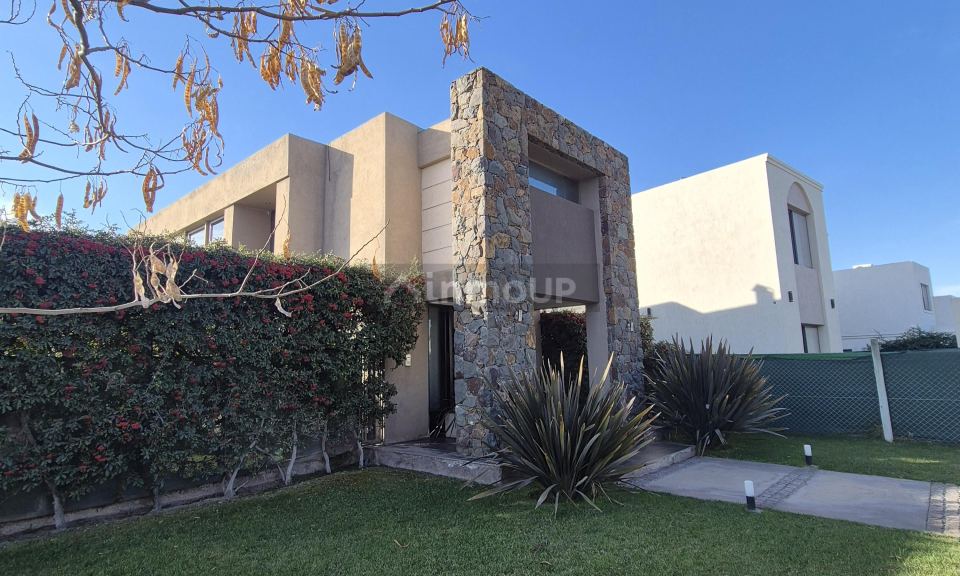 Casa en Venta en Maipu, Mendoza