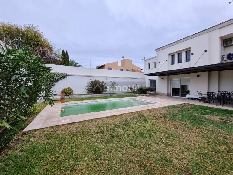 Casa en Venta en Capital, Mendoza