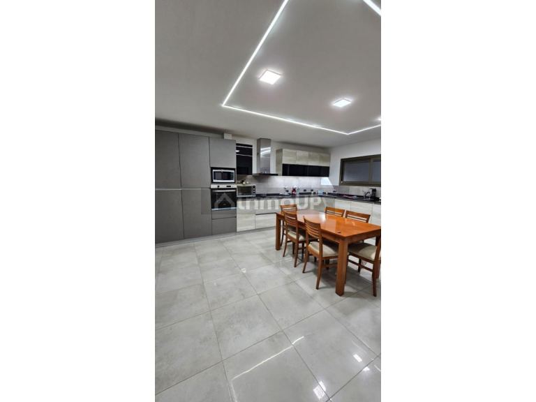 Casa en Venta en Capital, San Juan