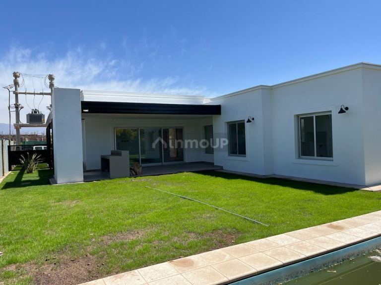 Casa en Alquiler en Lujan de Cuyo, Mendoza