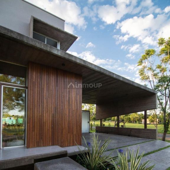 Casa en Venta en Yerba Buena, Tucuman