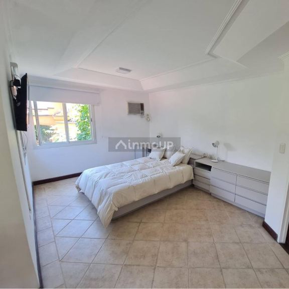 Casa en Venta en Yerba Buena, Tucuman