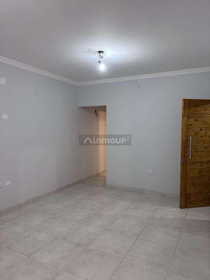 Godoy Cruz Calle Lavalle 640.