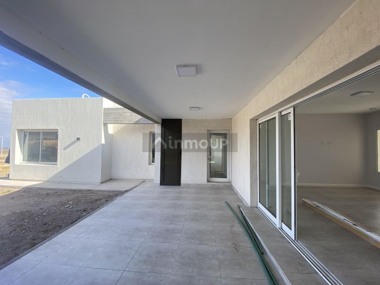 Casa en Venta en Juana Koslay, San Luis