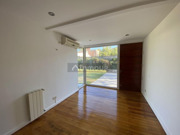 Casa en Venta en Juana Koslay, San Luis
