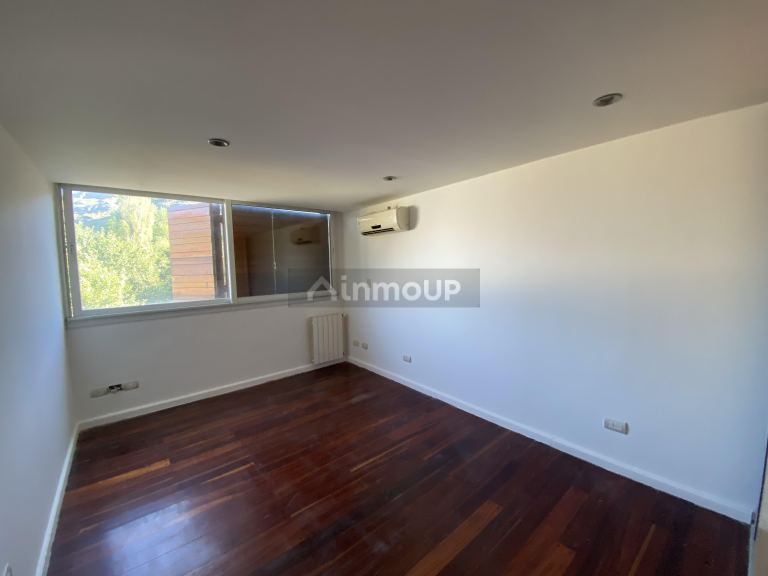Casa en Venta en Juana Koslay, San Luis