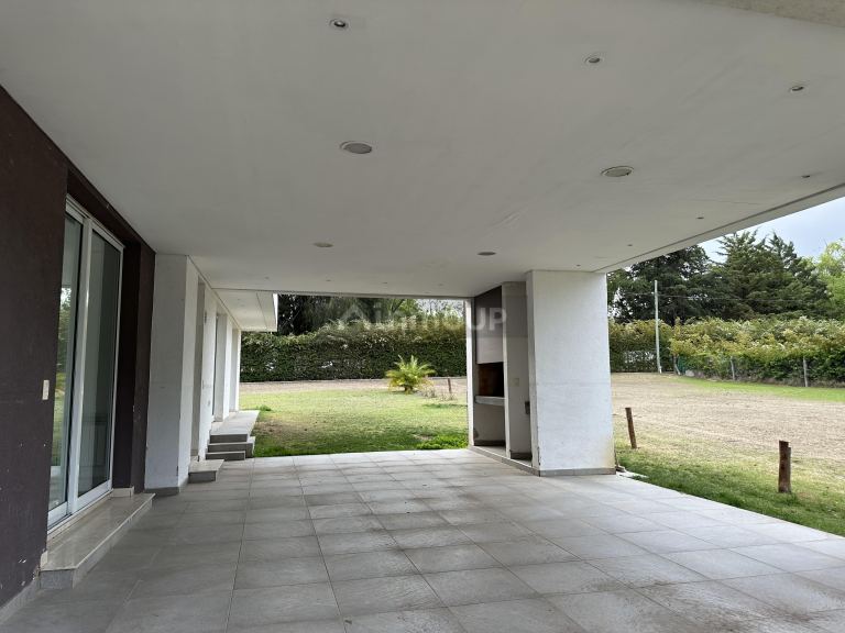 Casa en Venta en Juana Koslay, San Luis