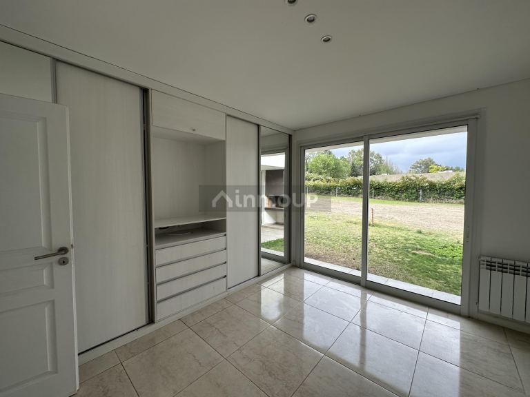 Casa en Venta en Juana Koslay, San Luis