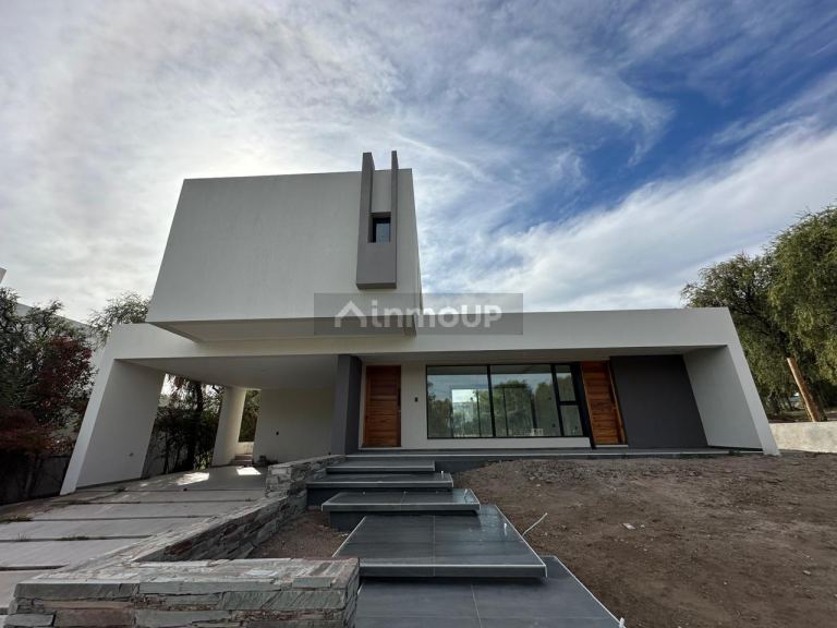 Casa en Venta en San Luis, San Luis