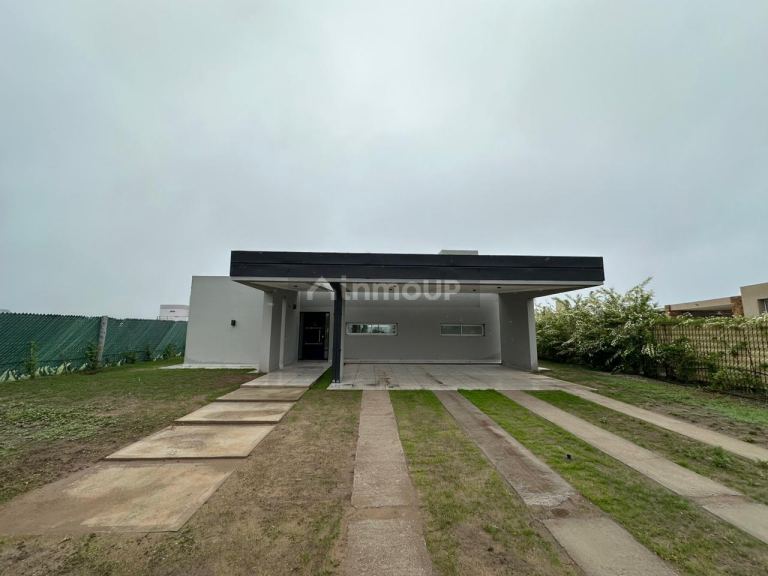 Casa en Venta en Juana Koslay, San Luis