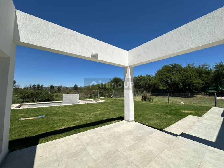 Casa en Venta en Juana Koslay, San Luis
