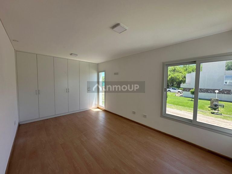 Casa en Venta en Juana Koslay, San Luis