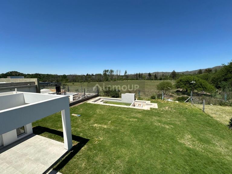 Casa en Venta en Juana Koslay, San Luis