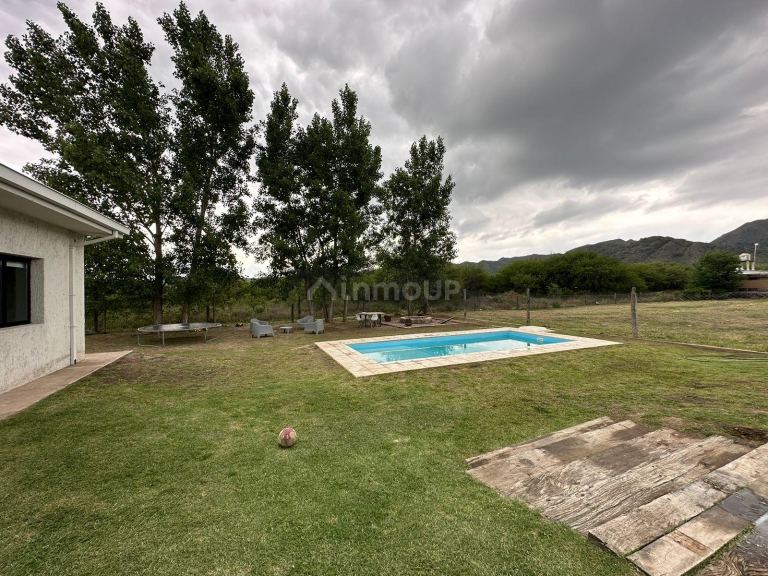 Casa en Venta en Juana Koslay, San Luis
