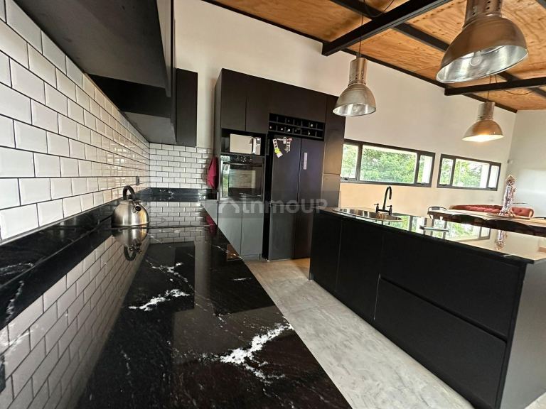 Casa en Venta en Juana Koslay, San Luis