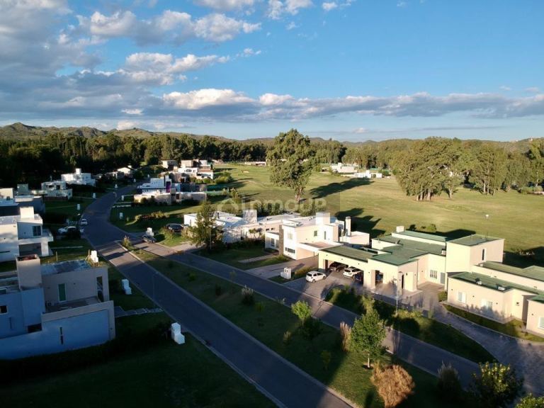 Lote en Venta en Juana Koslay, San Luis