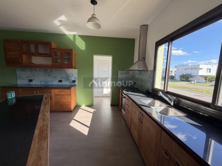 Casa en Venta en Juana Koslay, San Luis
