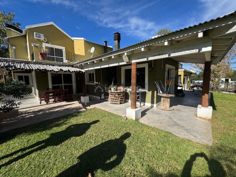 Casa en Venta en Juana Koslay, San Luis