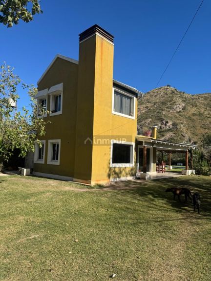 Casa en Venta en Juana Koslay, San Luis