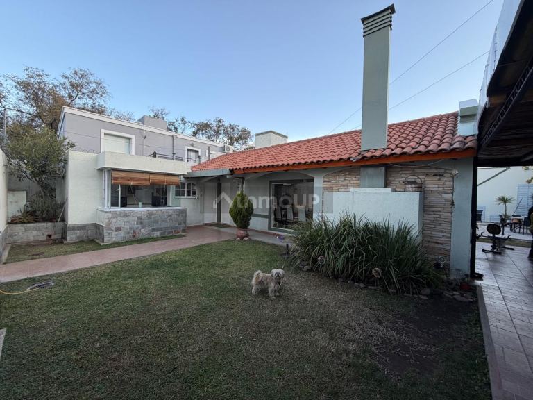 Casa en Venta en Juana Koslay, San Luis