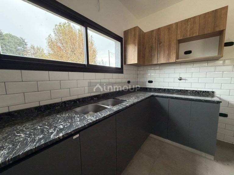Duplex en Venta en Juana Koslay, San Luis