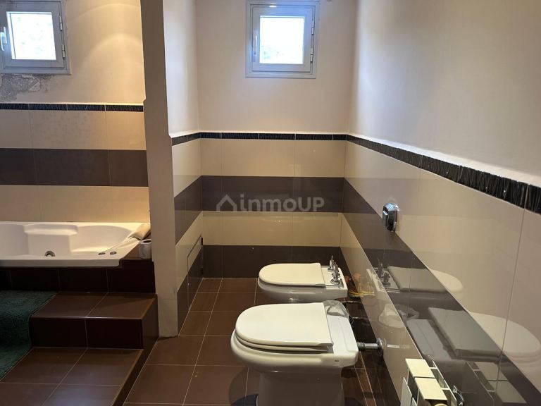 Casa en Venta en Juana Koslay, San Luis