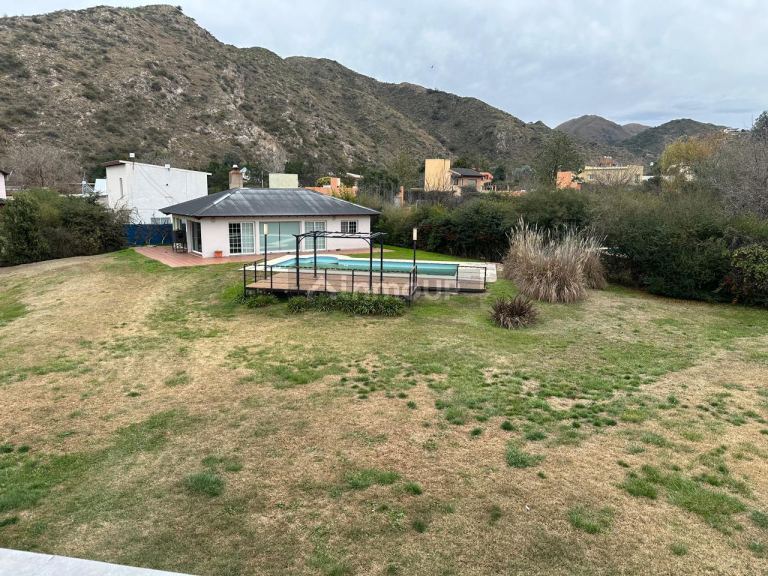 Casa en Venta en Juana Koslay, San Luis