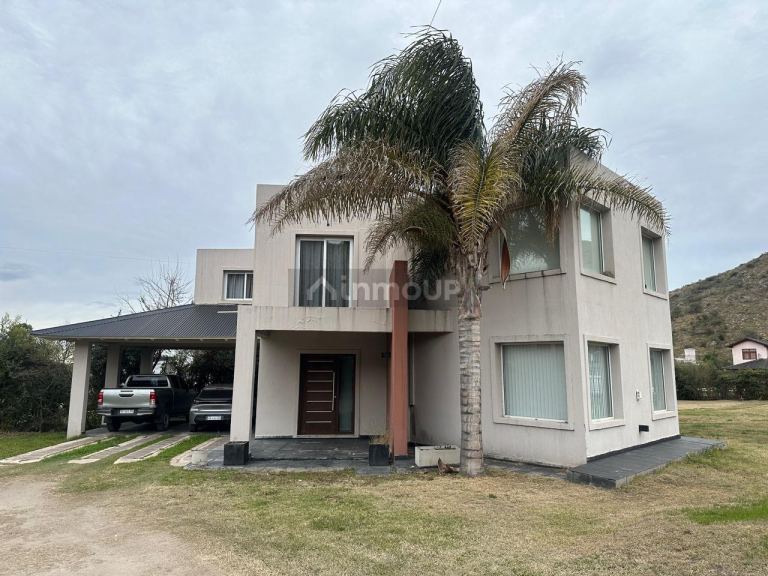 Casa en Venta en Juana Koslay, San Luis