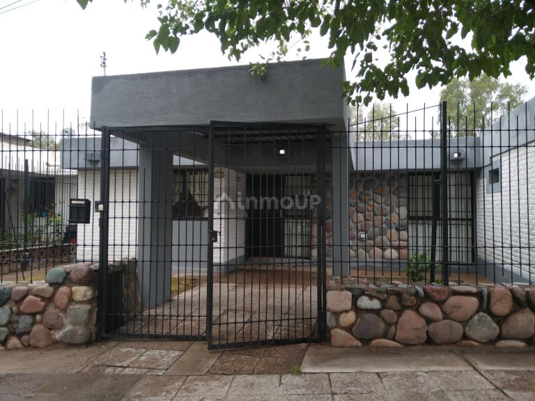 Casa en Alquiler en Godoy Cruz, Mendoza