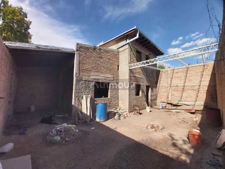 Casa en Venta en Guaymallen, Mendoza