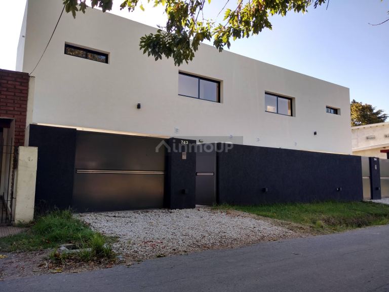 Duplex en Venta en La Plata, G.B.A. Zona Sur