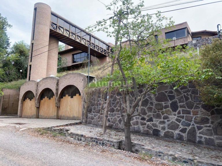 Casa en Venta en Lujan de Cuyo, Mendoza