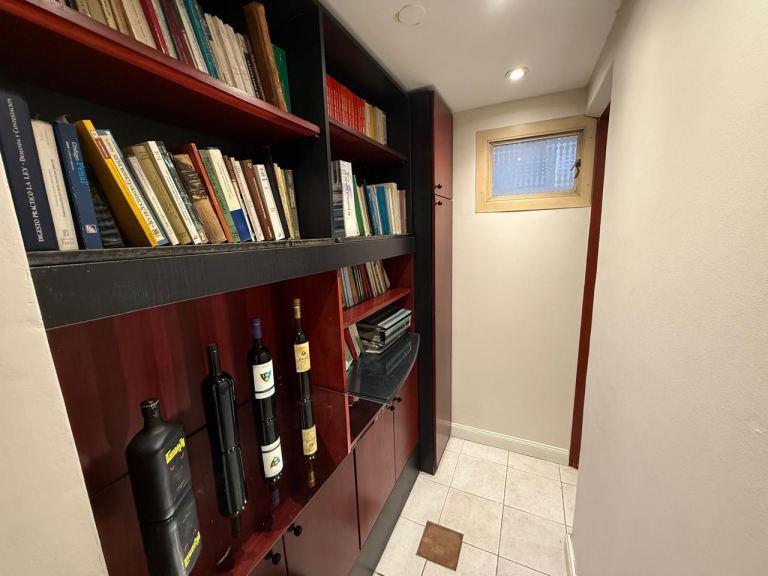 Oficina en Venta en Capital, Mendoza
