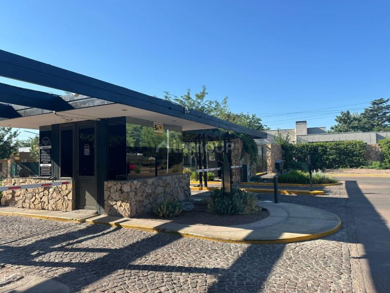 Casa en Alquiler en Lujan de Cuyo, Mendoza