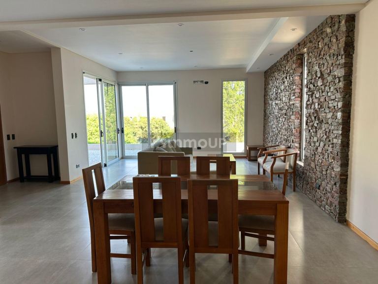 Casa en Alquiler en Godoy Cruz, Mendoza