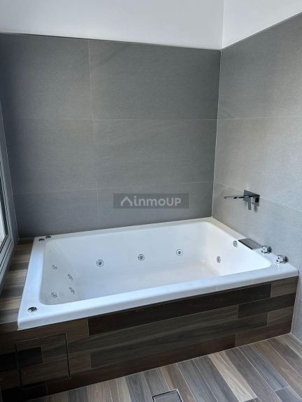 Casa en Alquiler en Godoy Cruz, Mendoza