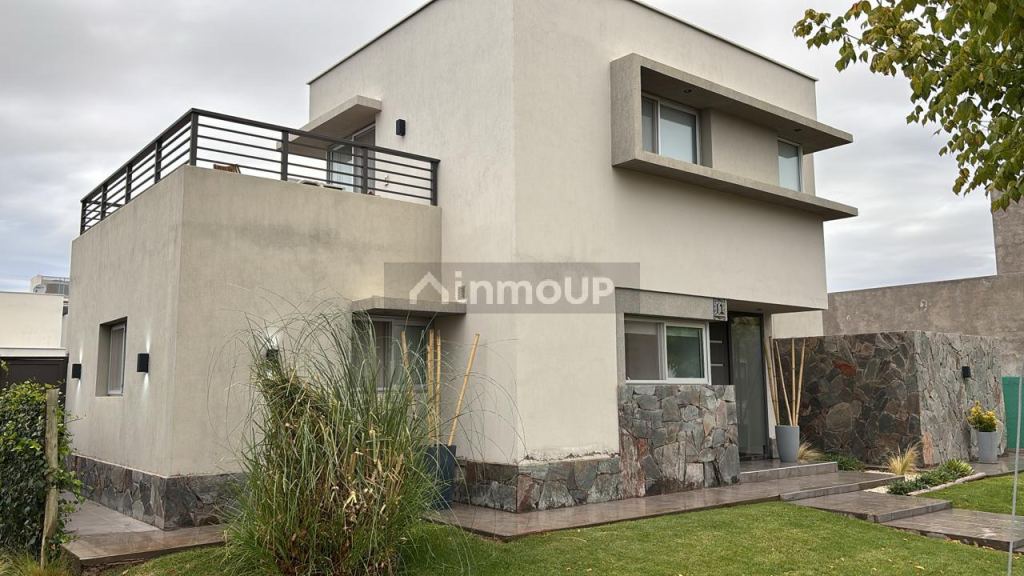 Casa en Alquiler en Lujan de Cuyo, Mendoza