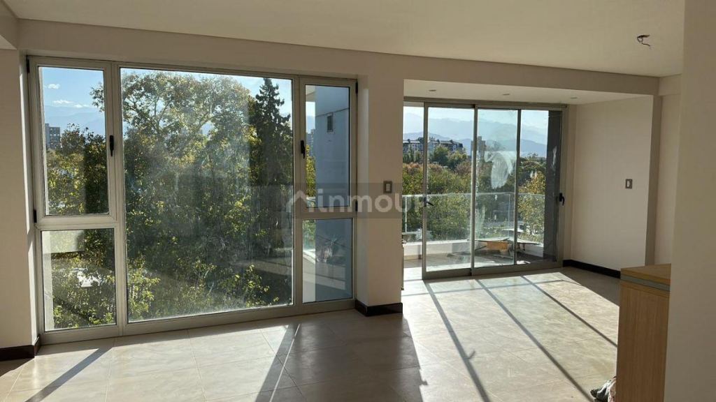 Departamento en Alquiler en Capital, Mendoza