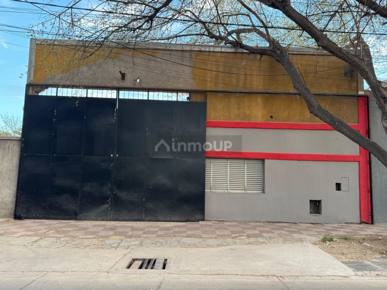 Galpon en Alquiler en Godoy Cruz, Mendoza